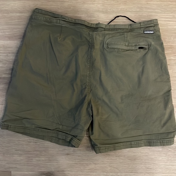 Florence Marine X Men’s Shorts. Size L. Fits 34 to 36 waste. - Picture 2 of 2